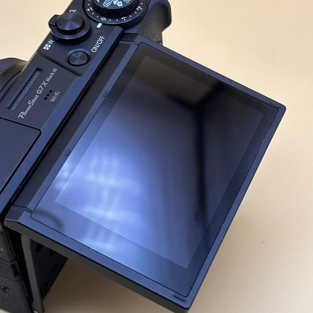 Canon G7X Mark III